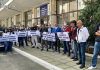 Риболовци протестират пред централата на ИАРА в Бургас +ВИДЕО